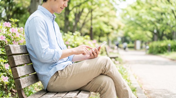 職場_セフレを作るなら出会い系がおすすめな理由